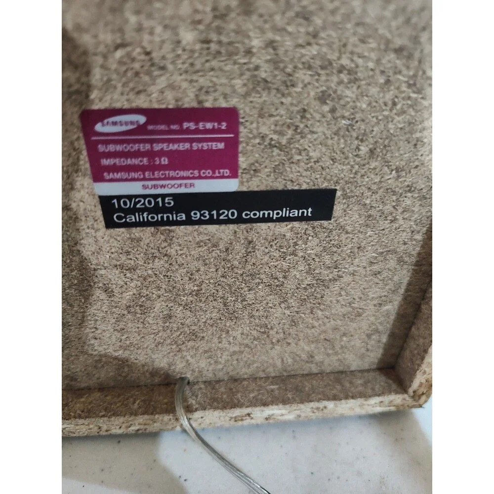 Samsung PS-EW1-2 Wired Home Theater Subwoofer Speaker (Subwoofer Only) (628)